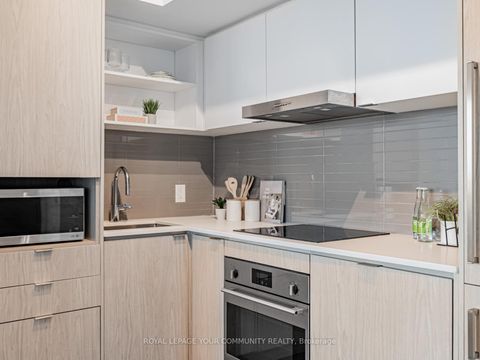 Photo 7 at 1611 - 55 Cooper Street, Waterfront Communities C8, Toronto
