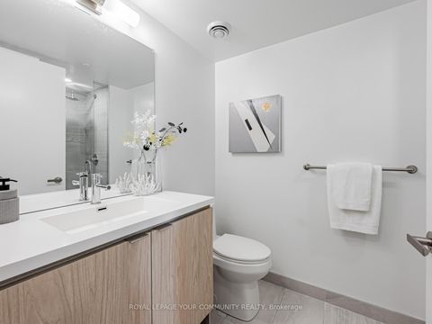 Photo 8 at 1611 - 55 Cooper Street, Waterfront Communities C8, Toronto