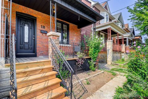 Photo 2 at 18 Conway Avenue, Oakwood Village, Toronto