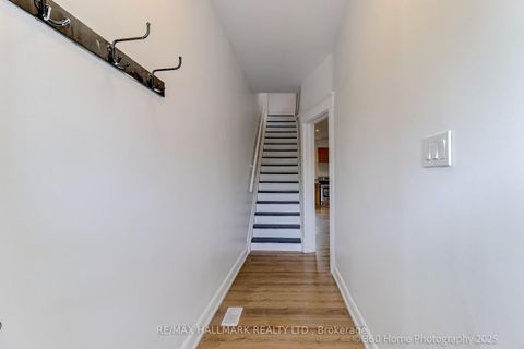 Photo 13 at 18 Conway Avenue, Oakwood Village, Toronto