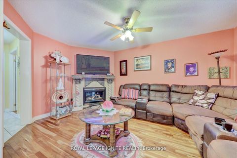 Photo 5 at 38 Rodda Boulevard, West Hill, Toronto
