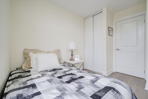 Photo 22 at 6 Sprucewood Court, L'Amoreaux, Toronto