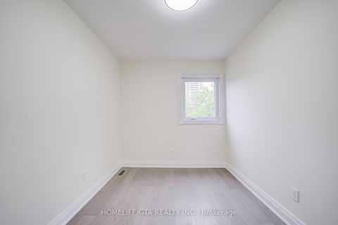 Photo 30 at 6 Sprucewood Court, L'Amoreaux, Toronto