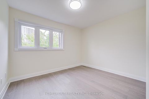 Photo 33 at 6 Sprucewood Court, L'Amoreaux, Toronto