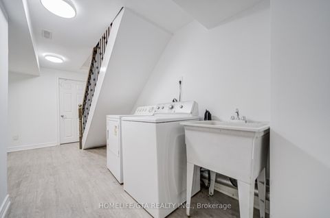 Photo 40 at 6 Sprucewood Court, L'Amoreaux, Toronto
