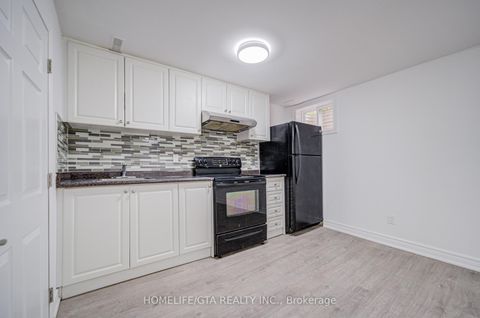 Photo 42 at 6 Sprucewood Court, L'Amoreaux, Toronto