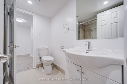 Photo 44 at 6 Sprucewood Court, L'Amoreaux, Toronto