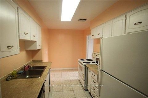 Photo 4 at 345 - 4005 Don Mills Road, Hillcrest Village, Toronto