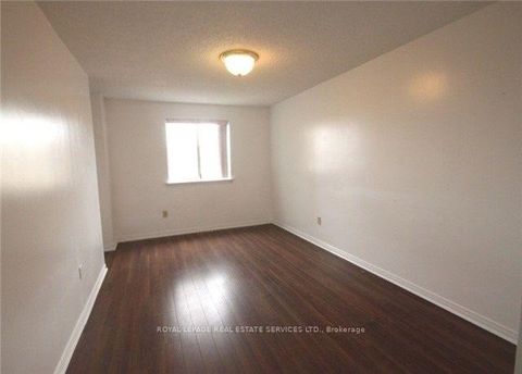 Photo 9 at 345 - 4005 Don Mills Road, Hillcrest Village, Toronto