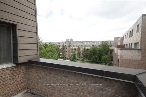 Photo 11 at 345 - 4005 Don Mills Road, Hillcrest Village, Toronto