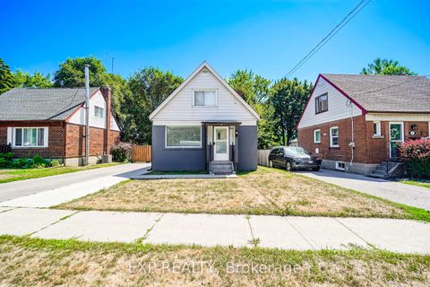 Photo 1 at 43 Southmead Road, Birchmount, Toronto