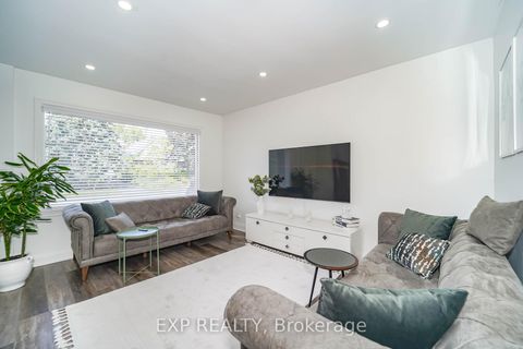 Photo 6 at 43 Southmead Road, Birchmount, Toronto
