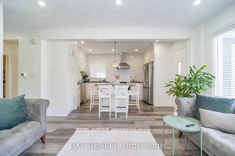 Photo 7 at 43 Southmead Road, Birchmount, Toronto