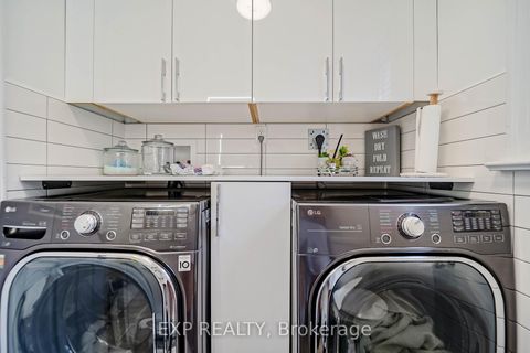Photo 13 at 43 Southmead Road, Birchmount, Toronto