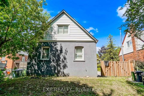 Photo 34 at 43 Southmead Road, Birchmount, Toronto