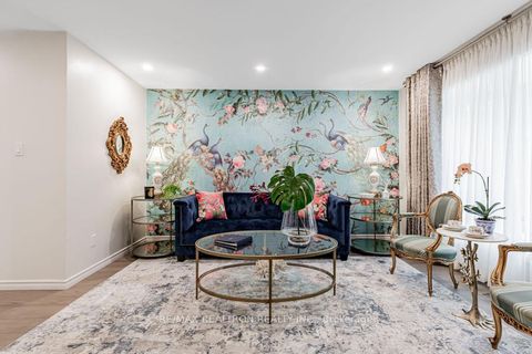 Photo 4 at 17 Tillbrook Court, Malvern, Toronto