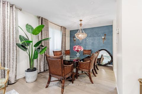 Photo 6 at 17 Tillbrook Court, Malvern, Toronto