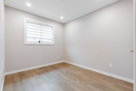 Photo 17 at 17 Tillbrook Court, Malvern, Toronto