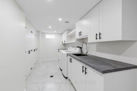 Photo 18 at 17 Tillbrook Court, Malvern, Toronto