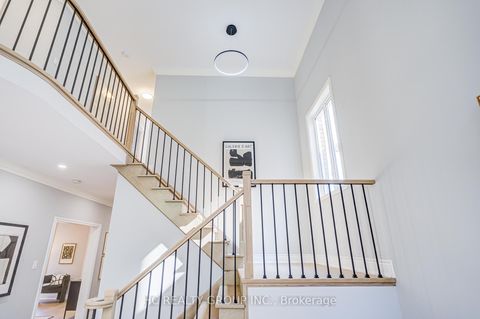 Photo 12 at 44 Palomino Drive, Westbrook, Richmond Hill