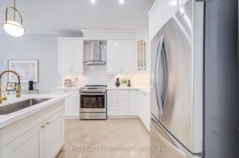 Photo 15 at 44 Palomino Drive, Westbrook, Richmond Hill
