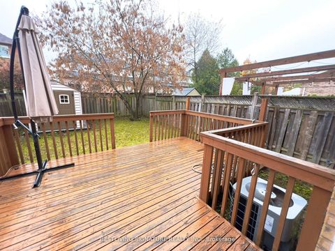 Photo 22 at 103 Antique Drive, Oak Ridges Lake Wilcox, Richmond Hill