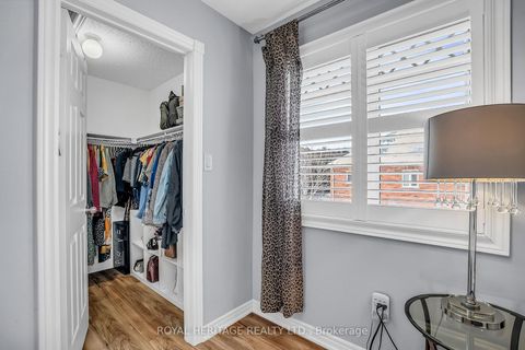 Photo 24 at 846 Hanmore Court, Pinecrest, Oshawa