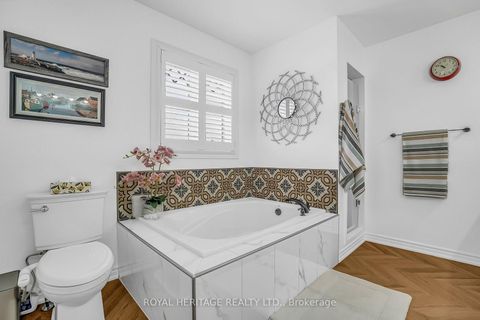 Photo 26 at 846 Hanmore Court, Pinecrest, Oshawa