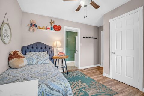 Photo 29 at 846 Hanmore Court, Pinecrest, Oshawa