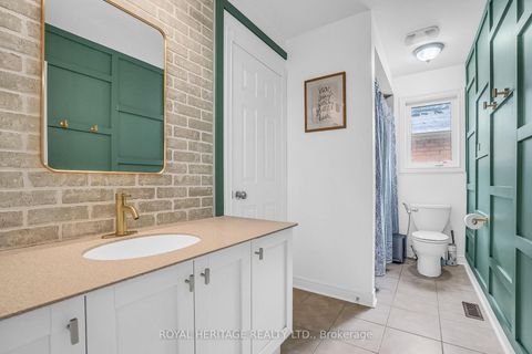 Photo 35 at 846 Hanmore Court, Pinecrest, Oshawa