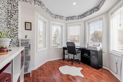 Photo 12 at 2 Michelle Drive, East Woodbridge, Vaughan
