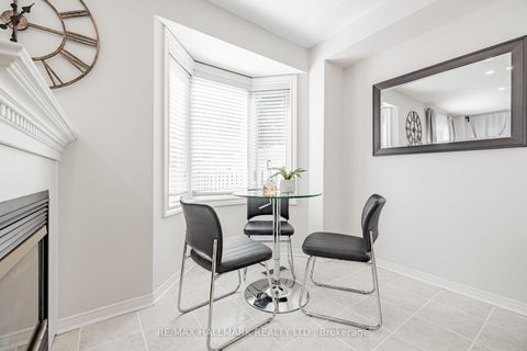 Photo 15 at 2 Michelle Drive, East Woodbridge, Vaughan