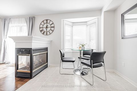 Photo 16 at 2 Michelle Drive, East Woodbridge, Vaughan
