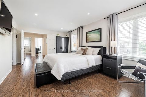Photo 26 at 2 Michelle Drive, East Woodbridge, Vaughan