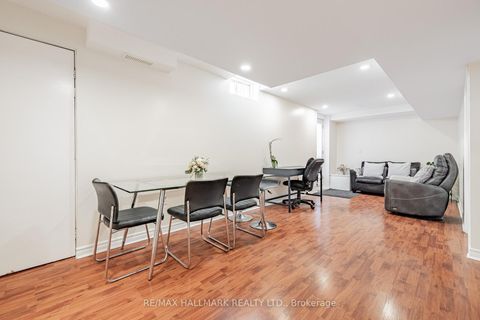 Photo 35 at 2 Michelle Drive, East Woodbridge, Vaughan