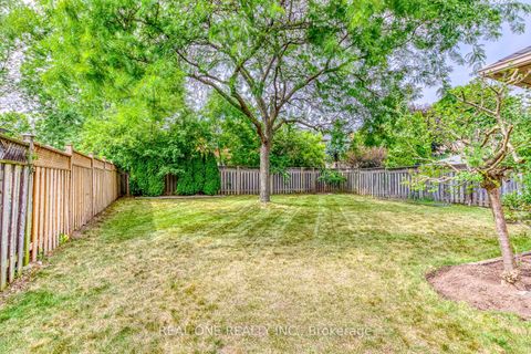 Photo 45 at 1237 Woodview Drive, GA Glen Abbey, Oakville