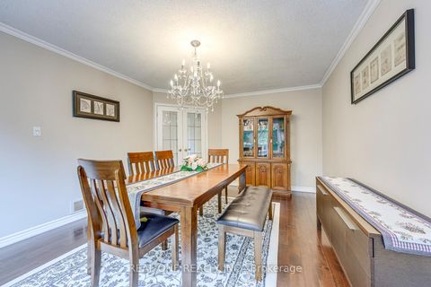 Photo 17 at 1237 Woodview Drive, GA Glen Abbey, Oakville