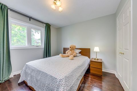 Photo 36 at 1237 Woodview Drive, GA Glen Abbey, Oakville