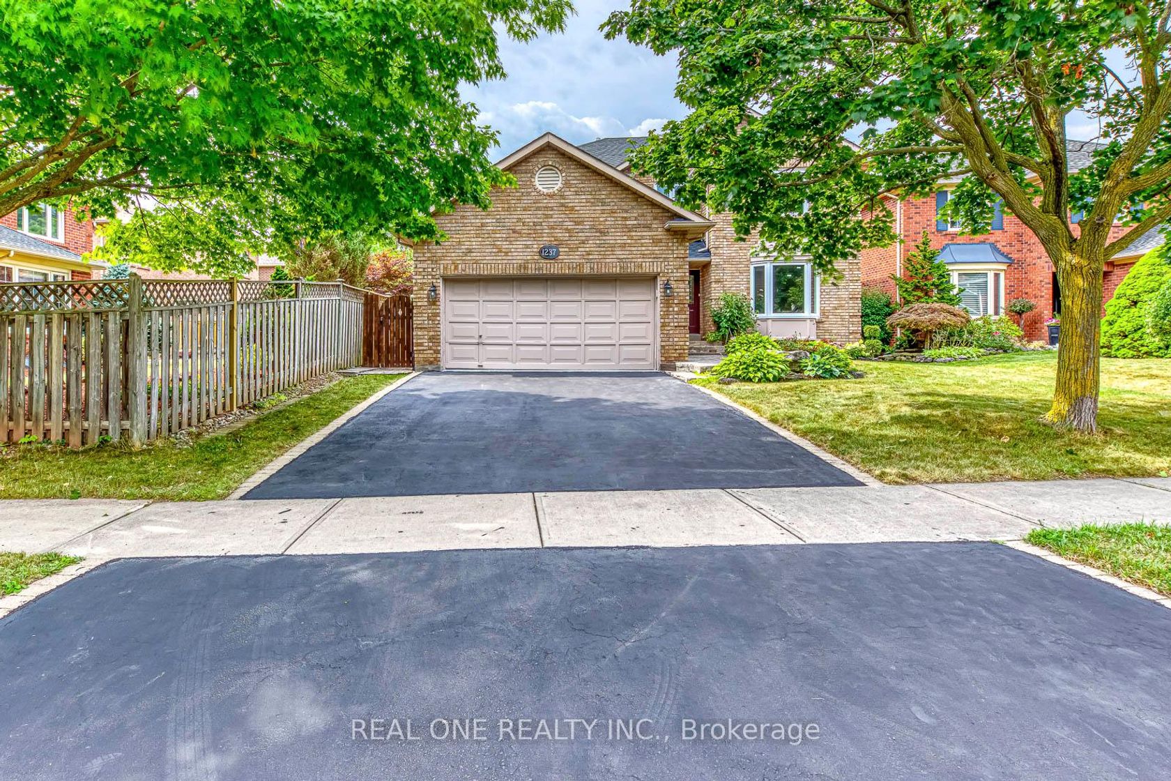 1237 Woodview Drive, GA Glen Abbey, Oakville 
