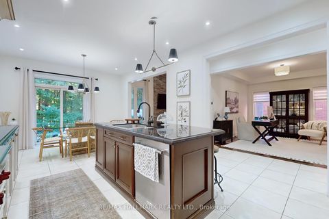 Photo 6 at 83 Via Borghese Street, Vellore Village, Vaughan
