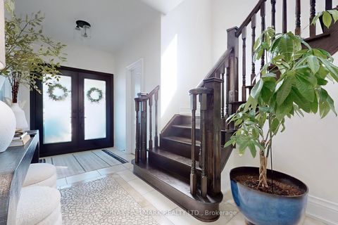 Photo 18 at 83 Via Borghese Street, Vellore Village, Vaughan