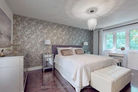 Photo 22 at 83 Via Borghese Street, Vellore Village, Vaughan