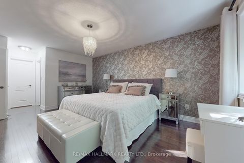 Photo 23 at 83 Via Borghese Street, Vellore Village, Vaughan