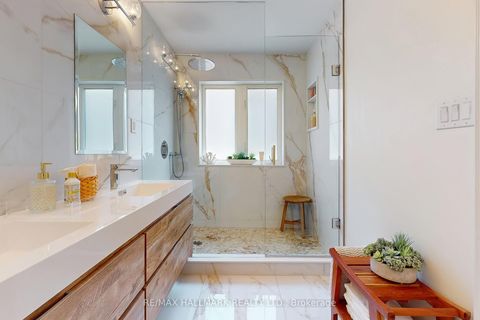 Photo 25 at 83 Via Borghese Street, Vellore Village, Vaughan