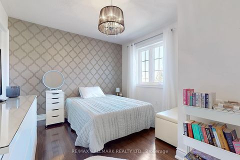 Photo 30 at 83 Via Borghese Street, Vellore Village, Vaughan