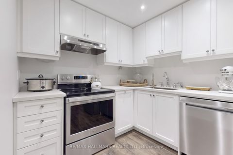 Photo 36 at 83 Via Borghese Street, Vellore Village, Vaughan