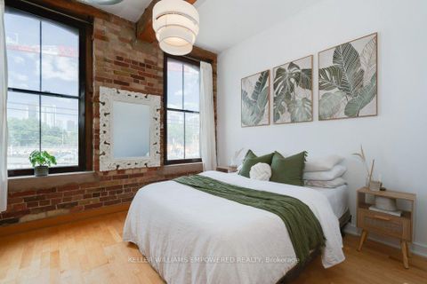 Photo 18 at 5 - 189 Queen Street E, Moss Park, Toronto