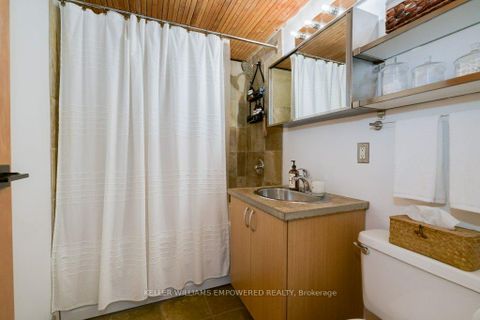 Photo 19 at 5 - 189 Queen Street E, Moss Park, Toronto