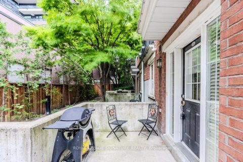 Photo 14 at 703 - 10 Laidlaw Street, South Parkdale, Toronto