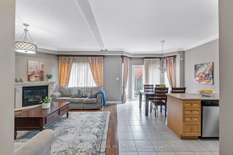 Photo 8 at 91 Capera Drive, Vellore Village, Vaughan